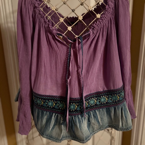 Blouse and skirt set medium or large - Picture 3 of 16